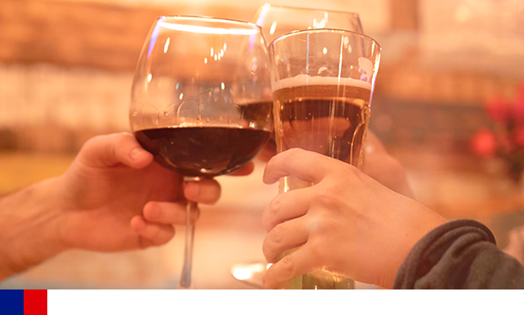 Estudo avalia a combinação de cerveja e vinho e os efeitos na ressaca